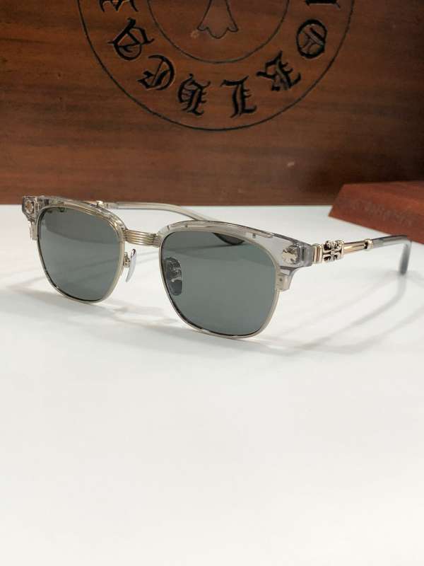 Picture of Chrome Hearts Sunglasses _SKUfw52080036fw